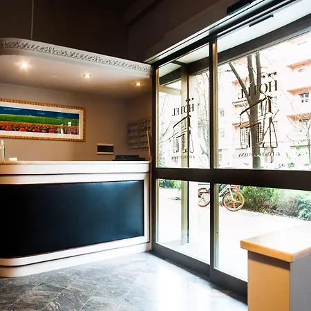 Di Porta Romana 3* Milán