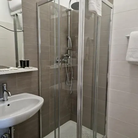 Di Porta Romana Отель 3*